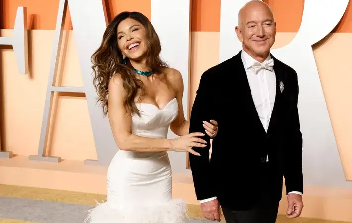 Jeff Bezos and Lauren Sánchez Skip Wedding Gifts, Ask Guests to Donate to Venice: “The City Is the Real Bride”