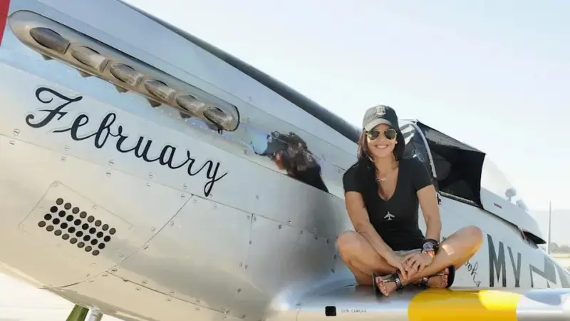After a near-fatal helicopter crash, Jeff Bezos swore off flying, until pilot Lauren Sánchez brought him back to the skies and into marriage