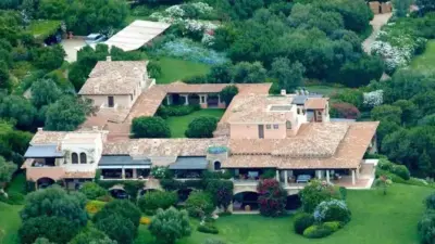 A Palace of Wonders: Qatar’s Emir Eyes Sardinia’s Legendary Villa Certosa in a $585 Million Deal
